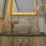 Kas Hotel *